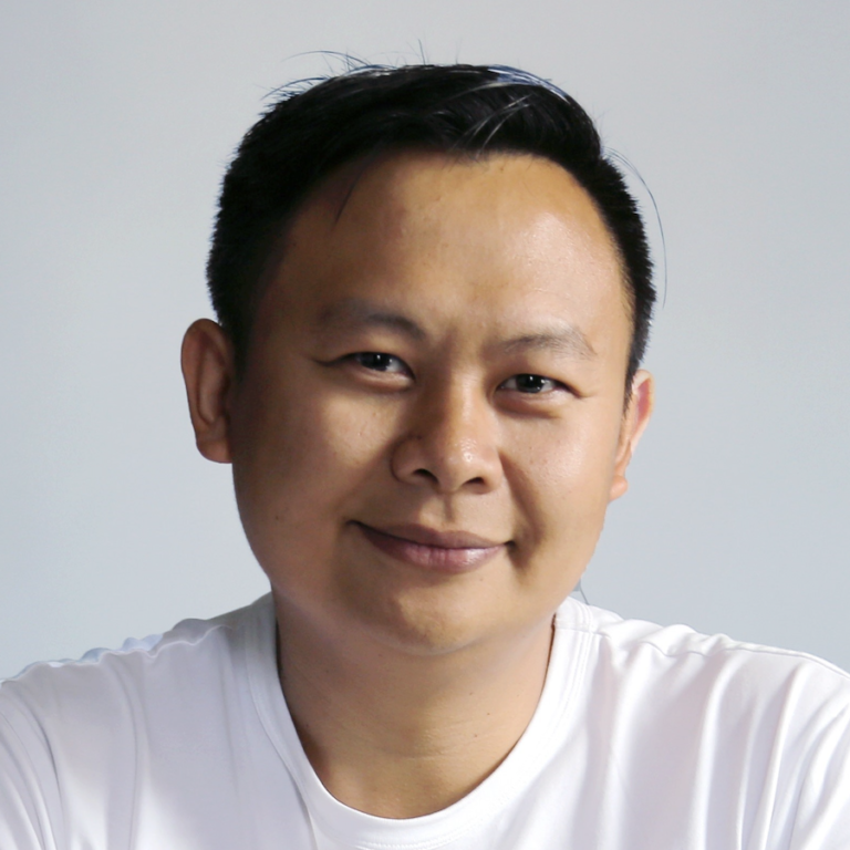 Dr. Channarong Intahchomphoo
